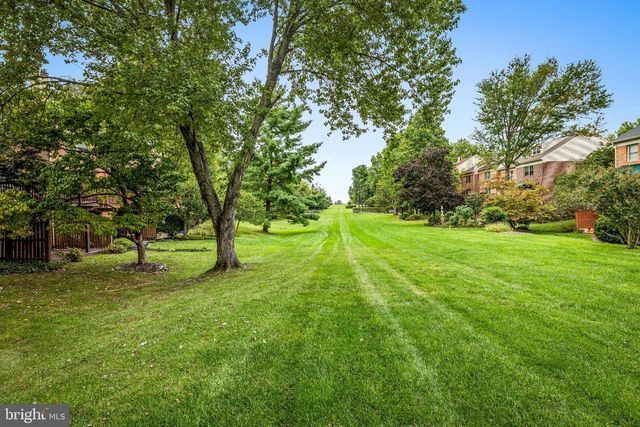 19 VICTORIA FALLS CT, Sparks, MD 21152