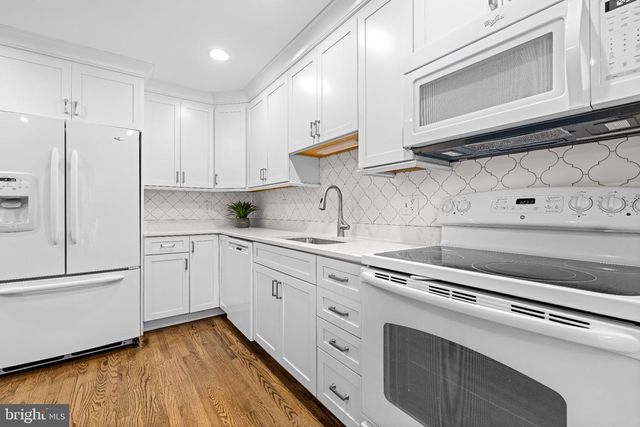 19 VICTORIA FALLS CT, Sparks, MD 21152