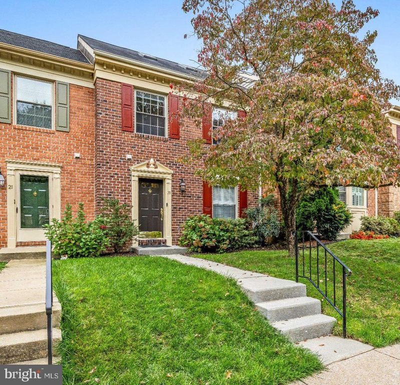 19 VICTORIA FALLS CT, Sparks, MD 21152