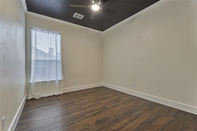 168 Bristol Bend Circle, The Woodlands, TX 77382