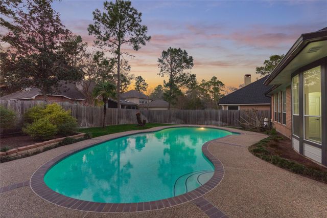 168 Bristol Bend Circle, The Woodlands, TX 77382