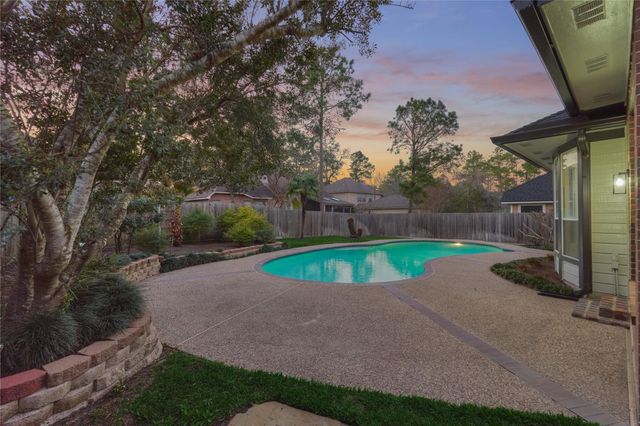 168 Bristol Bend Circle, The Woodlands, TX 77382