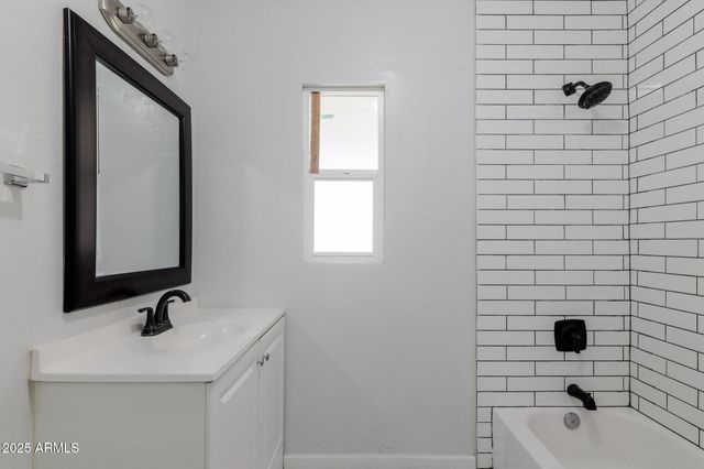 1628 E GRANADA Road, Phoenix, AZ 85006