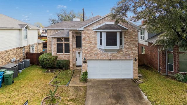 2124 Newport Drive, Flower Mound, TX 75028