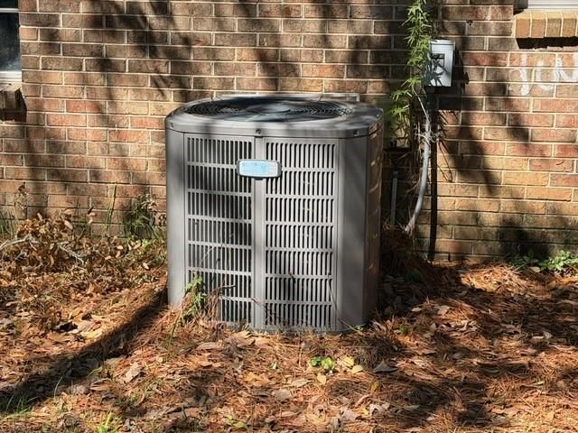 6821 Greenway Drive S, Mobile, AL 36608