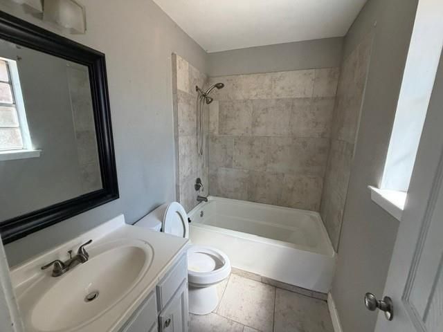 6821 Greenway Drive S, Mobile, AL 36608