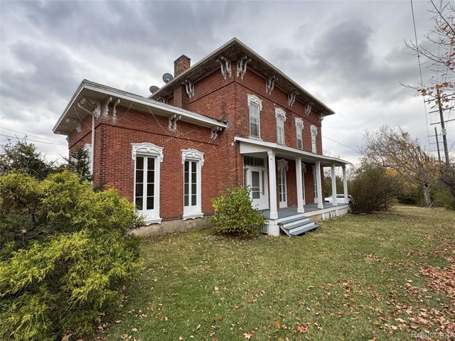 7443 E Michigan Avenue, Saline, MI 48176