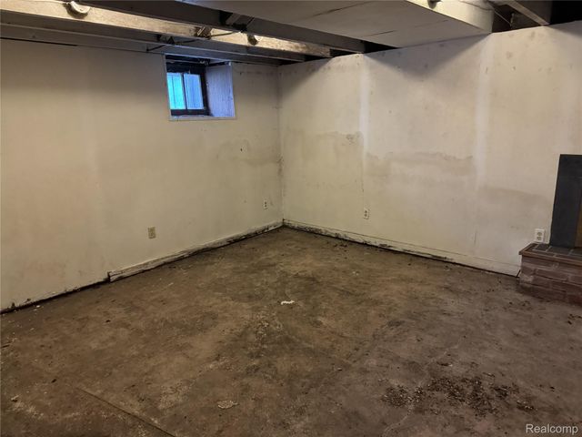 7443 E Michigan Avenue, Saline, MI 48176