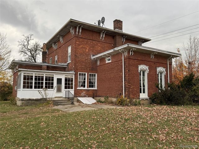 7443 E Michigan Avenue, Saline, MI 48176