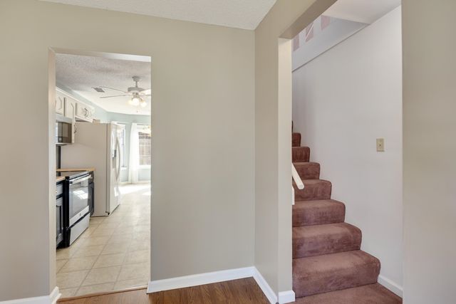 3510 RIPPLECHASE DR, Bartlett, TN 38133