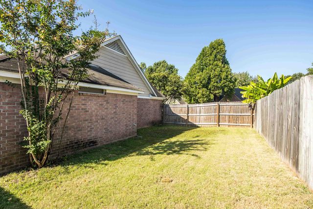 3510 RIPPLECHASE DR, Bartlett, TN 38133