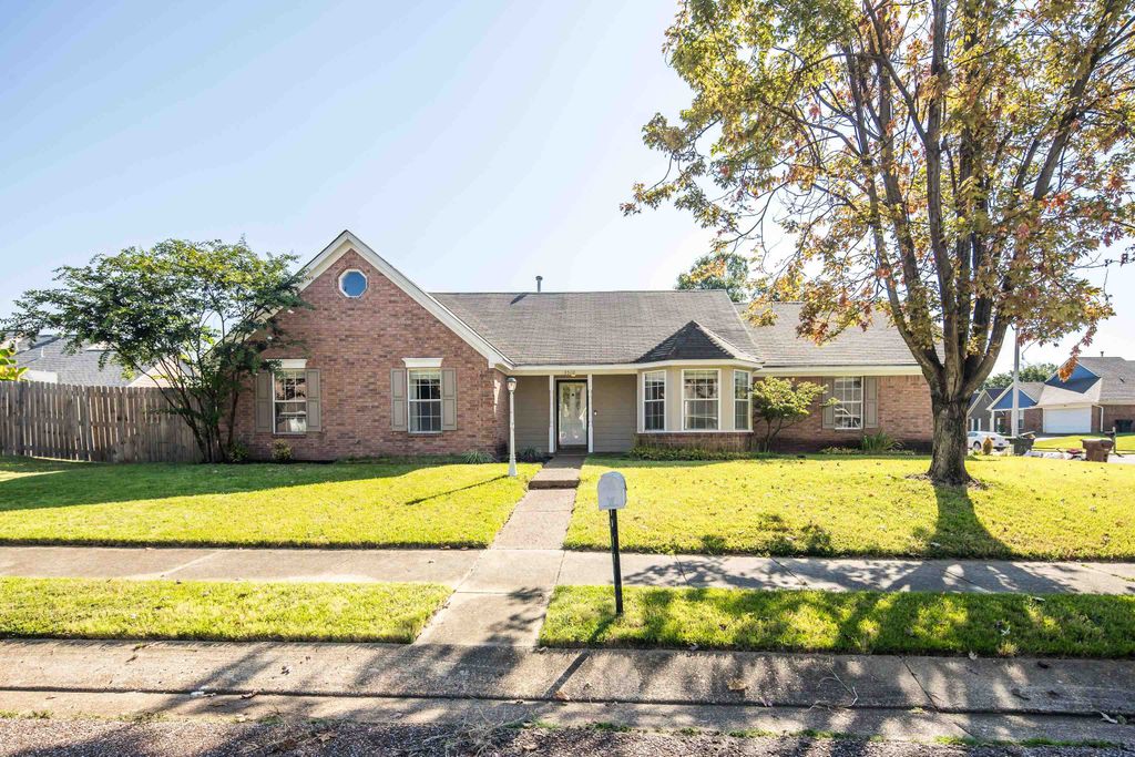 3510 RIPPLECHASE DR, Bartlett, TN 38133