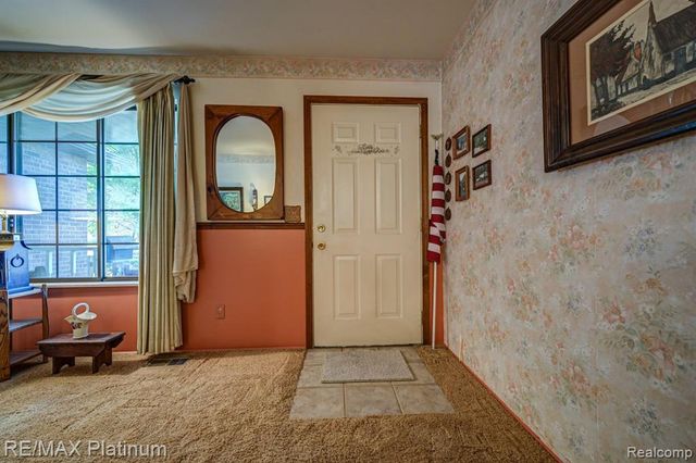 7062 South Fork Drive, Swartz Creek, MI 48473