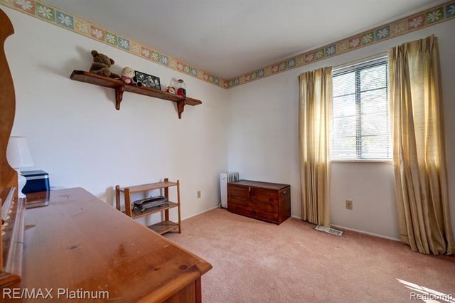 7062 South Fork Drive, Swartz Creek, MI 48473