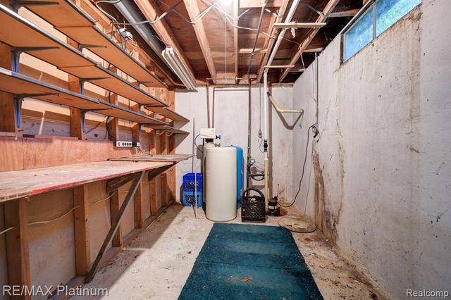 7062 South Fork Drive, Swartz Creek, MI 48473