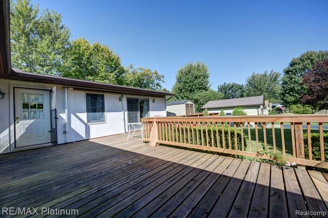 7062 South Fork Drive, Swartz Creek, MI 48473