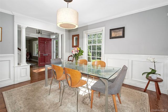 71 Heatherbloom Road, White Plains, NY 10605