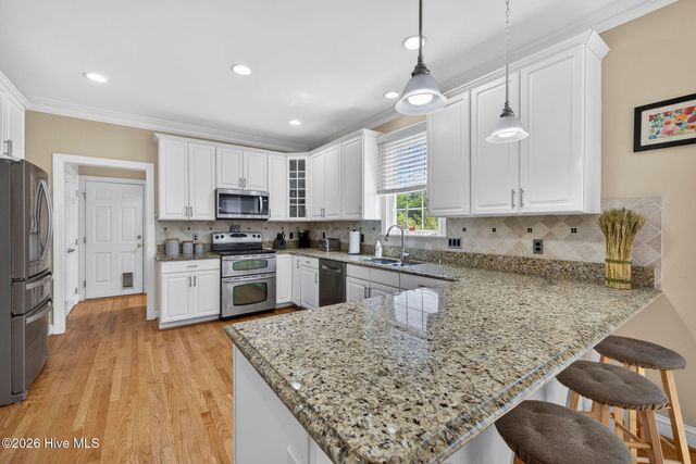 4712 Wedgefield Drive, Wilmington, NC 28409