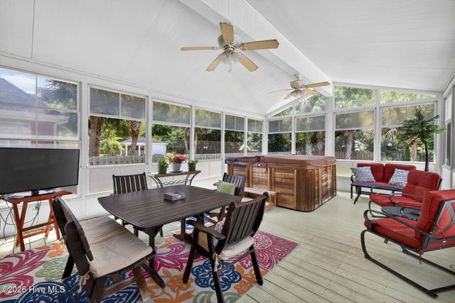 4712 Wedgefield Drive, Wilmington, NC 28409