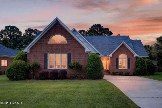 4712 Wedgefield Drive, Wilmington, NC 28409
