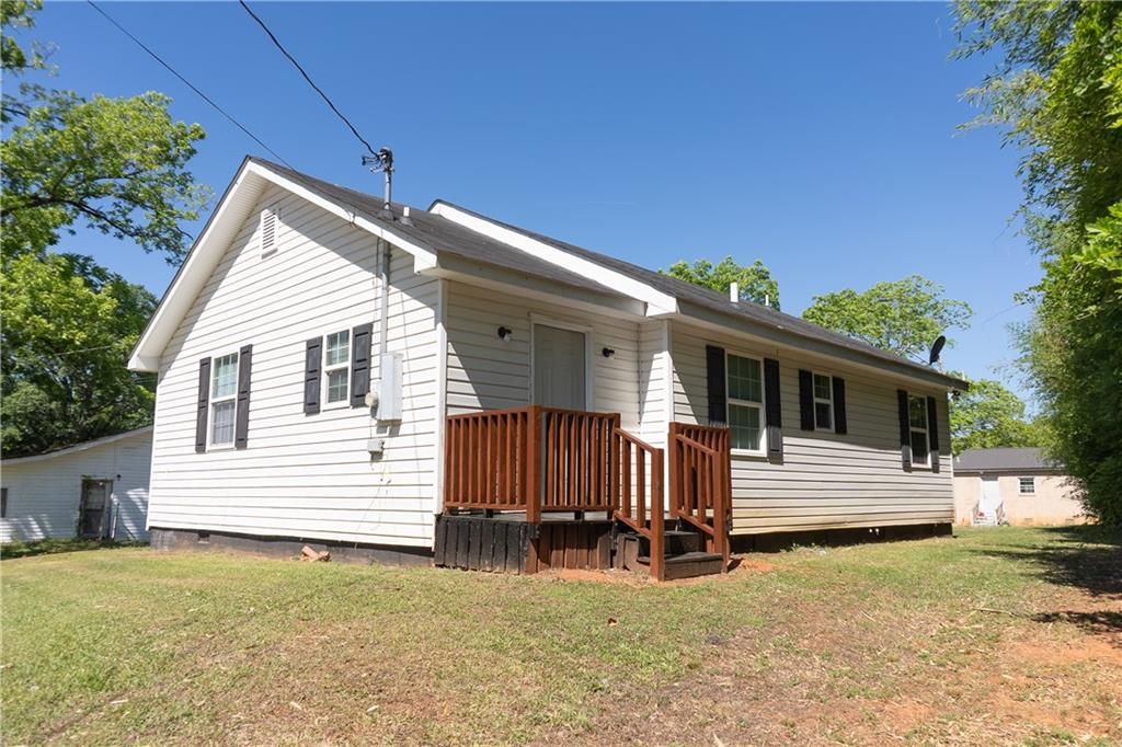 Image 19 of property listing at 53 Washington Drive, Forsyth, GA 31029