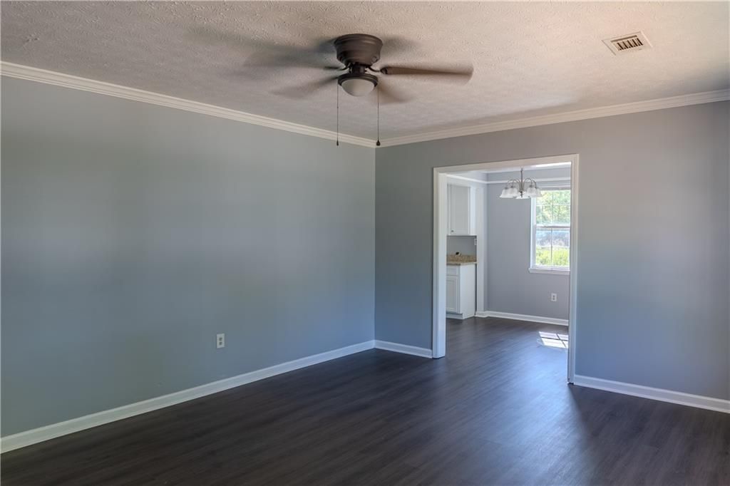 Image 2 of property listing at 53 Washington Drive, Forsyth, GA 31029