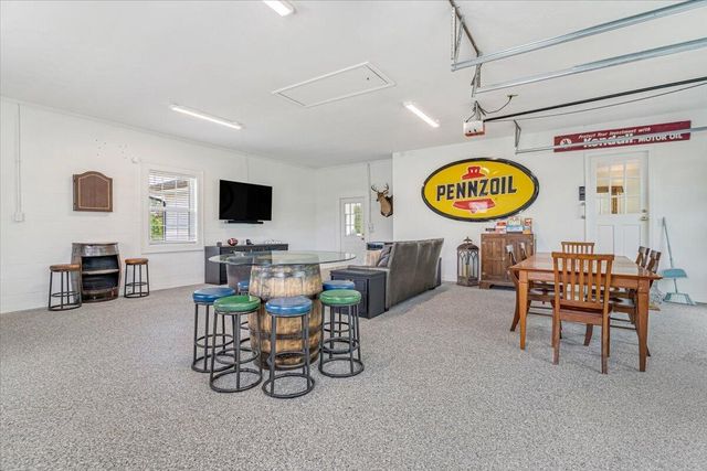 197 Browns Mill Road, Versailles, KY 40383