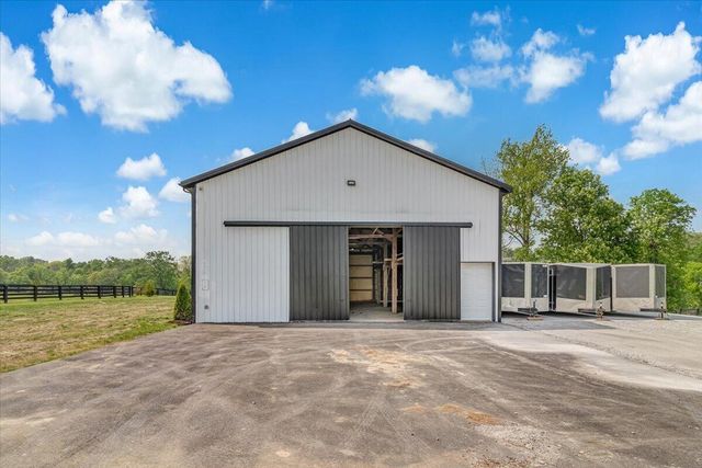 197 Browns Mill Road, Versailles, KY 40383