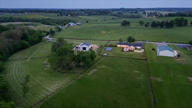 197 Browns Mill Road, Versailles, KY 40383