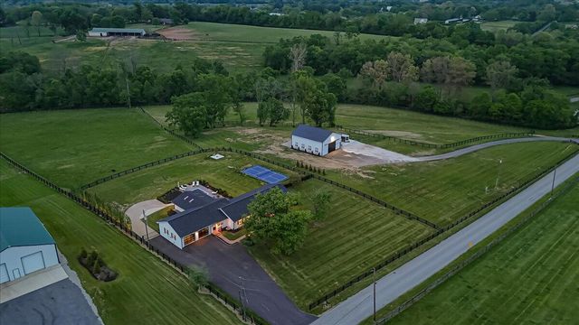197 Browns Mill Road, Versailles, KY 40383