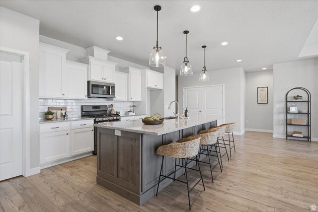 4398 W 3750 S, West Haven, UT 84401