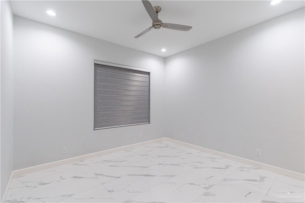 Image 17 of property listing at 2416 S Thames Drive, Edinburg, TX 78539