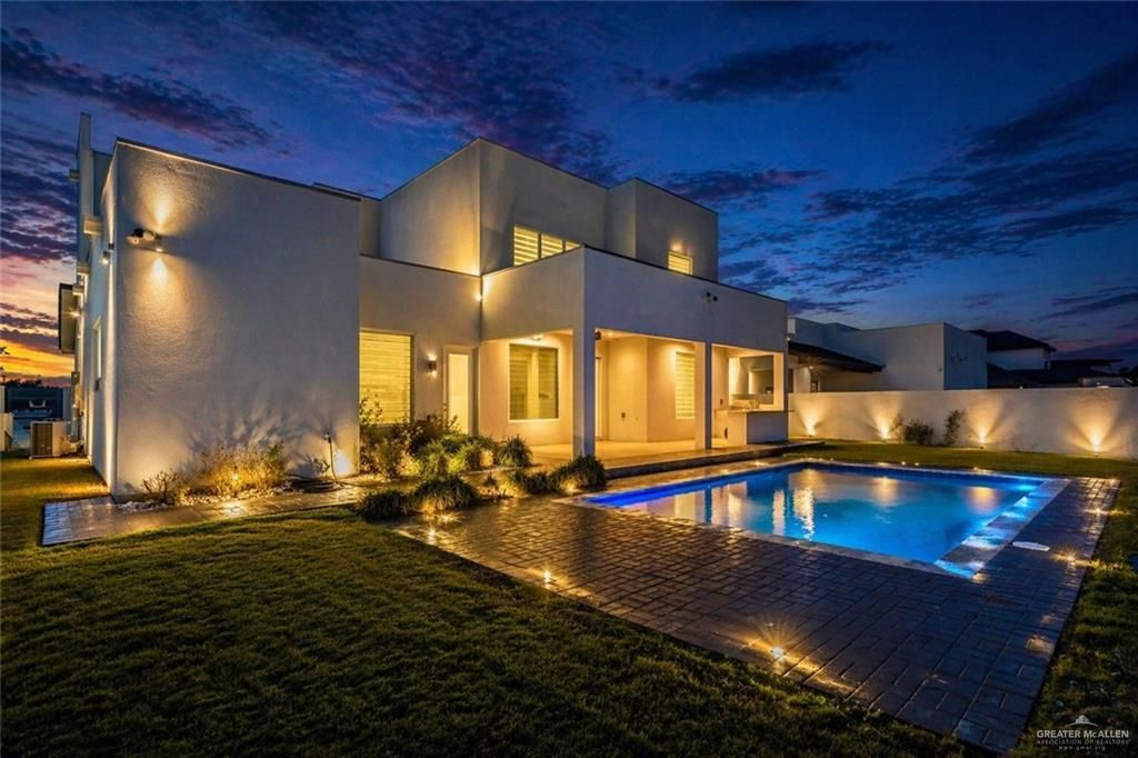 Image 26 of property listing at 2416 S Thames Drive, Edinburg, TX 78539