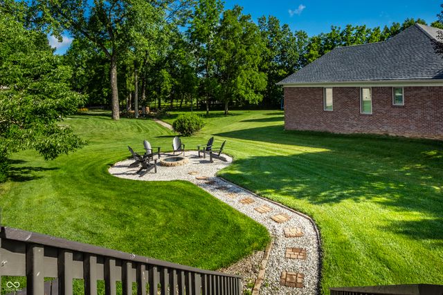 3608 Shoreline Drive, Greenwood, IN 46143