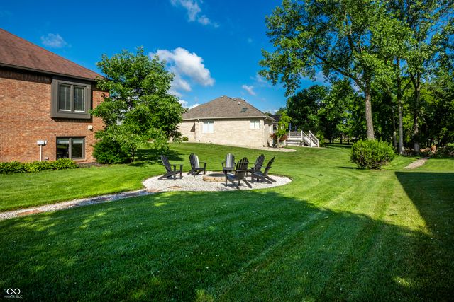 3608 Shoreline Drive, Greenwood, IN 46143