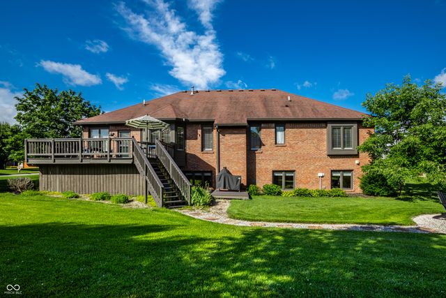 3608 Shoreline Drive, Greenwood, IN 46143