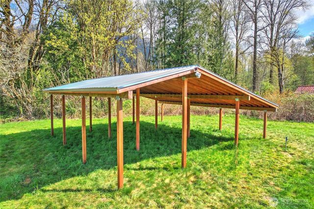 30313 State Route 530 NE, Arlington, WA 98223