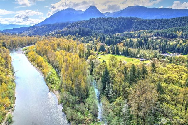 30313 State Route 530 NE, Arlington, WA 98223