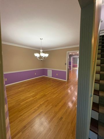 109 Barkley, Nicholasville, KY 40356