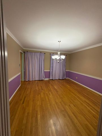 109 Barkley, Nicholasville, KY 40356