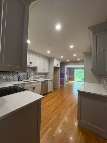 109 Barkley, Nicholasville, KY 40356