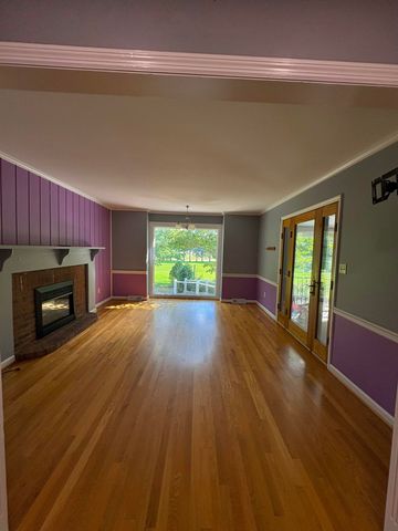 109 Barkley, Nicholasville, KY 40356