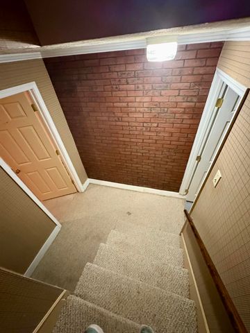 109 Barkley, Nicholasville, KY 40356