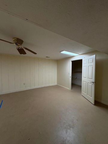 109 Barkley, Nicholasville, KY 40356