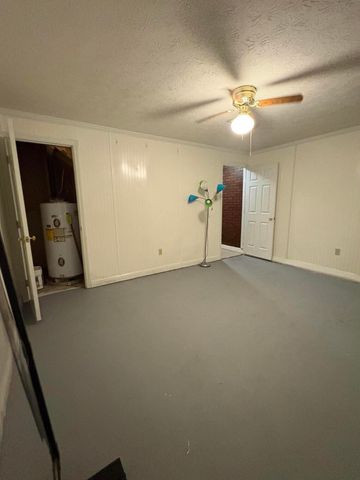109 Barkley, Nicholasville, KY 40356