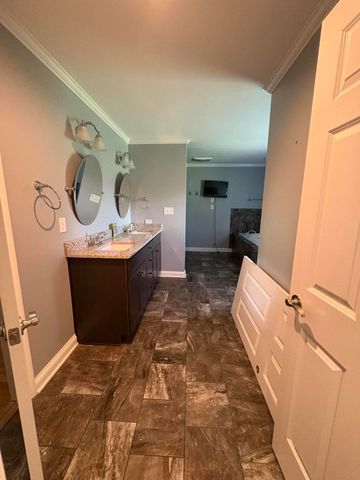 109 Barkley, Nicholasville, KY 40356