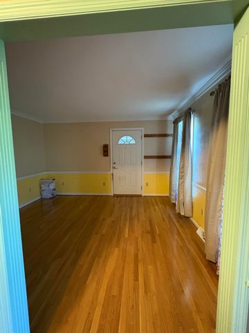 109 Barkley, Nicholasville, KY 40356