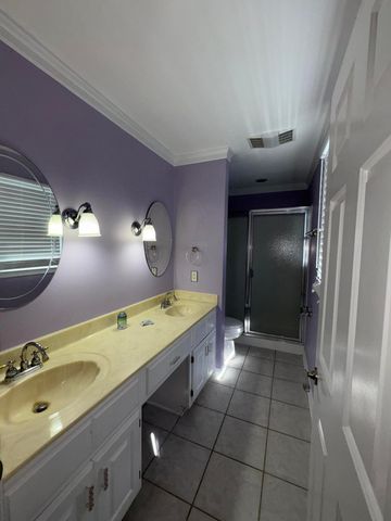 109 Barkley, Nicholasville, KY 40356