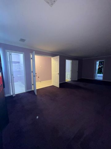 109 Barkley, Nicholasville, KY 40356