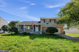 4 ROSLYN RD, Trenton, NJ 08610